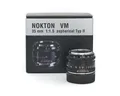 Produktbild: Voigtländer Nokton 35mm 1.5 II VM Vintage Line schwarz für Leica M Einzelstück**