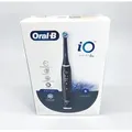 Produktbild: Oral-B Wiederaufladbare elektrische Zahnbürste iO6 schwarz mit Reisetasche, 1 Zahnbürste + 1 Zahnpasta Schutz Zahnfleisch und antibakterielles Sc... - Schwarz