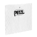 Produktbild: PETZL Ultralight Transportbeutel zum Transport von Steigeisen aus Laminatgewebe und Nylon in der Farbe Weiß-Grau, Maße: 31,5cm 36cm, U003AA00