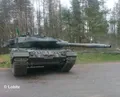 Produktbild: Leopard 2 A6m + Tank 1:3 5 Kunststoff Modell Kit Revell