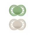 Produktbild: MAM Original Schnuller im 2er-Set, zahnfreundlicher Baby Schnuller aus nachhaltigen & bio-erneuerbaren Materialien, Sauger aus MAM SkinSoft Silikon, mit Schnullerbox, 6-16 Monate, grün/beige