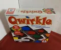 Produktbild: Qwirkle einfach begonnen, schnell gewonnen. Spiel des Jahres 2011. Schmidt Spiel