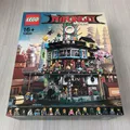 Produktbild: LEGO Ninjago City 70620 Spielzeug Gebäude Architektur Zusammenbauset Spielzeu...