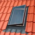 Produktbild: VELUX Dachausstiegsfenster VLT 025 Dachausstieg inkl. Universal Eindeckrahmen