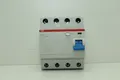 Produktbild: ABB F204 ( 2CSF204101R1400 ) Fehlerstromschutzschalter 4-pol.