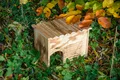 Produktbild: Igelhaus Igel Futterhaus Igelhotel Igelhütte Holz Bausatz geflammt