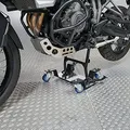 Produktbild: Datona - Motorrad Ständer Rangierhilfe für Motorräder mit Hauptständer - 400 kg Tragkraft - 4 Kugelrollen (2 mit Feststellbremse) - Stahlplatte 42x18 cm Mattschwarz