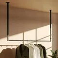 Produktbild: CLP Kleiderstange Fenton I Kleiderständer für Deckenmontage I Garderobenstange aus Metall I für Flur, Garderobe und Schlafzimmer, Größe:100x80 cm