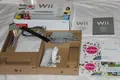 Produktbild: NINTENDO WII KONSOLE FAMILY EDITION+CONTROLLER+NUNCHUCK+WII PARTY+SPORTS-IM OVP