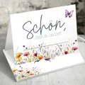Produktbild: 50 Tischkarten Schön dass du da bist - Florales Aquarell-Design mit Schmetterling - Platzkarten für Hochzeit, Taufe, Geburtstag, Konfirmation - Tischdeko Frühling/Sommer - Funke & Brand