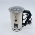 Produktbild: Bialetti Elektrischer Milchaufschäumer, Milchaufschäumer für Cappuccino, Fassung