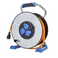 Produktbild: as - Schwabe Xperts Doppelrohr Metallkabeltrommel 50 m H07BQ-F 3G1,5, IronCoat Schutzisolierung, 3 Schutzkontaktsteckdosen mit Klappdeckel, USB Port, Spannungsanzeige, IP44, Made in Germany, 23646