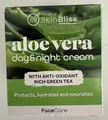 Produktbild: SkinBliss - Aloe Vera - tages - und nachtcreme - schützt - spendet feuchtigkeit - nährt - mit antioxidativem, reichhaltigem grünem tee.