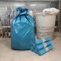 Produktbild: blaue Müllsäcke | 70 Liter | Typ 60 | 25 Rollen a 10 = 250 Stück | gängiger Müllbeutel, für viele Mülleimer passend | 575 x 1000 mm | reißfest | ca. 31 µ | VE: 25 Rollen a 10 Säcke = 250 Stück