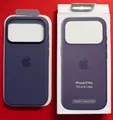 Produktbild: Original Apple Silikon Case MagSafe iPhone 17 Pro Lila Purple MGFG4ZM/A A3559