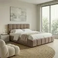 Produktbild: Polsterbett EMILIA 140x200 cm, Braun - Bett mit Lattenrost, Bettgestell mit gepolstertem Kopfteil, Stoffbett mit moderner Steppung, Modernes Design... - Braun