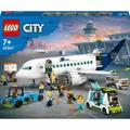 Produktbild: LEGO City Passagierflugzeug 913-tlg. Legosteine Bausteine Bauset ab 7 Jahren