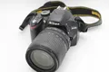 Produktbild: Nikon D D3200 24.2 MP SLR-Digitalkamera - Schwarz (Kit m/ AF-S DX 18-105mm...