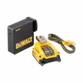 Produktbild: Dewalt Kombi-Ladegerät mit Powerbank-Funktion DCB094K