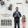 Produktbild: Mugshot Suck UK Messlatte Gangster Krimineller Poster Nummernkarten Sträfling