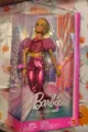 Produktbild: Barbie Deluxe Style Puppe #5 rosa Outfit blond beweglich mit Zubehör JFP40