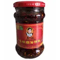 Produktbild: Crispy Chili in Oil 210g Knusprig frittierte Chilistücke in Öl