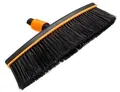 Produktbild: Fiskars Straßenbesen, Besenkopf, Breite: 38 cm, Kunststoff-Borsten, Schwarz/Orange, QuikFit, 1001416