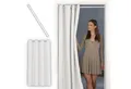 Produktbild: tinycurtains Türvorhang mit Stange weiß 55-90 cm ohne Bohren, Thermo Vorhang Tür, Ösen, abdunkelnd, Polyester, weiß Purity, Türgardine mit Klemmstange Raumtrenner verdunkelnd