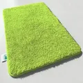 Produktbild: FLOORDIREKT Badematte Sky - Flauschiger Badvorleger mit dichtem Flor - Eckig - Apfelgrün - 50 x 80 cm