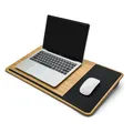Produktbild: ergomi Laptopkissen Schoß, Homeoffice Kissentablett mit Kissen, Laptoptisch fürs Bett/Couch/Sofa, Laptopunterlage für max. 17 Zoll Notebook, Tablet, 30.5 x 57 x 4.5 cm, Größe L – Holzoptik