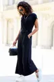 Produktbild: LASCANA Culotte-Overall mit Knotendetail in der Taille, femininer Jumpsuit, festlich