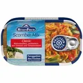 Produktbild: Rügenfisch Scomber Mix Makrelenfilets mit Gemüse und Tomatenmark 120g Dose
