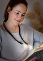 Produktbild: moses. libri_x Leselicht zum Umhängen, Hals Leselampe mit 2 stufenlos dimmb ...