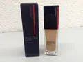 Produktbild: Shiseido- Synchro Skin Radiant Lifting Foundation - 320 Pine - 30 ml - Neu !!!