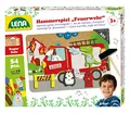 Produktbild: Lena 65836 - Hammerspiel Feuerwehr, Nagelspiel mit 38 farbigen Teilen & 16 Sonderteile, XXL Grundplatte aus Kork ca. 28 x 19,5 cm, Hammer und Nägel, Klopfspiel für Kinder ab 3 Jahre, Hämmerchenspiel