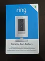 Produktbild: RING Außenkamera Akku - Stick Up Cam Battery | Kamera HD | mit Alexa |Retoure