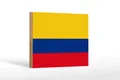 Produktbild: Femer GmbH Holzbild Flagge Kolumbiens 18x12 cm Flag of Colombia, Flaggen (1 St), Glatte Holzfaserplatte (MDF), vorn beschichtet