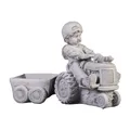 Produktbild: gartendekoparadies.de Junge mit Traktor und Anhänger als Pflanztopf Pflanzgefäß aus Steinguss, H. 32 cm, 1 Liter, 14 kg, Grau, frostsicher für Außenbereich