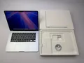 Produktbild: Apple MacBook Air 15,3“ M4 10C CPU 10C GPU 256 GB SSD 16 GB 2025 Himmelblau