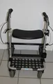 Produktbild: Invacare Rollator P452E/3  Leichtgewichtrollator mit Korb und Stockhalter