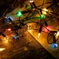 Produktbild: hellum Lichterkette innen strombetrieben, mini Lichterkette 20er Birnen bunte Lichter, beleuchtete 2,85m, Kabel grün 20 Lichter mit Stecker für Weihnachten <59 Lumen 832075