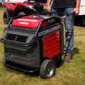 Produktbild: Honda EU 70is Benzin Inverter 7000W Stromerzeuger 2x CEE 16A 1x CEE 32A