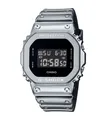 Produktbild: Casio G-SHOCK Metallic Herrenuhr Digital Silberfarben GM-5600YM-8ER