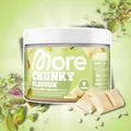 Produktbild: MORE Chunky Flavour Pistachio White Chocolate Vegan 150 g – Geschmackspulver mit