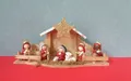 Produktbild: Weihnachtskrippe Krippe LED Keramik/Holz 33x10,5x16cm Weihnachten