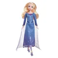 Produktbild: Mattel Disney Die Eiskönigin Elsa Modepuppe mit Zubehör, Eisläuferin-Look mit abnehmbarem Kleid und Schlittschuhen, mit zusätzlichem Paar Schuhe. Inspiriert von Die Eiskönigin: Winterfest“, JBG53