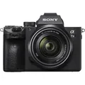 Produktbild: Sony A7 III + FE 28-70mm f/3,5-5,6 OSS