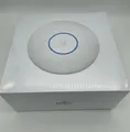 Produktbild: Ubiquiti Acess-Point UniFi UAP-AC-HD 802.11ac Wave 2 incl. PoE adapter