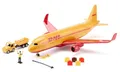 Produktbild: siku 1702, DHL Frachtflugzeug aus Kunststoff mit Zubehör, Rot/Gelb, Spielzeug-Modell, Inkl. Gepäckwagen, Abschleppstange, Bremsklötzen und Fluglotse