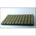 Produktbild: Grodan Steinwolle Anzuchtmatte 77er Tray 3,6 x 3,6 cm
